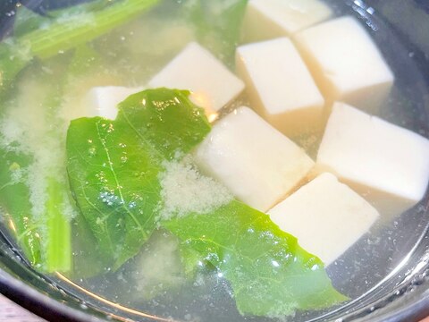 豆腐と菜の花の味噌汁